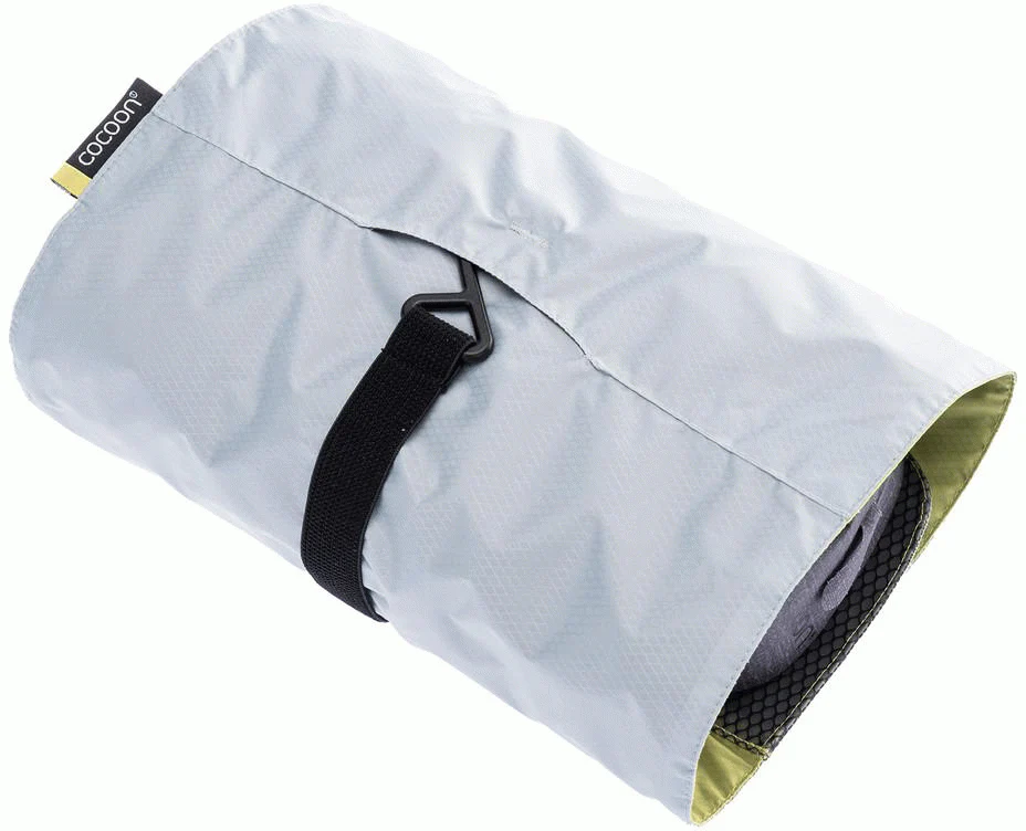 Hanging Toiletry Kit Minimalist -Light