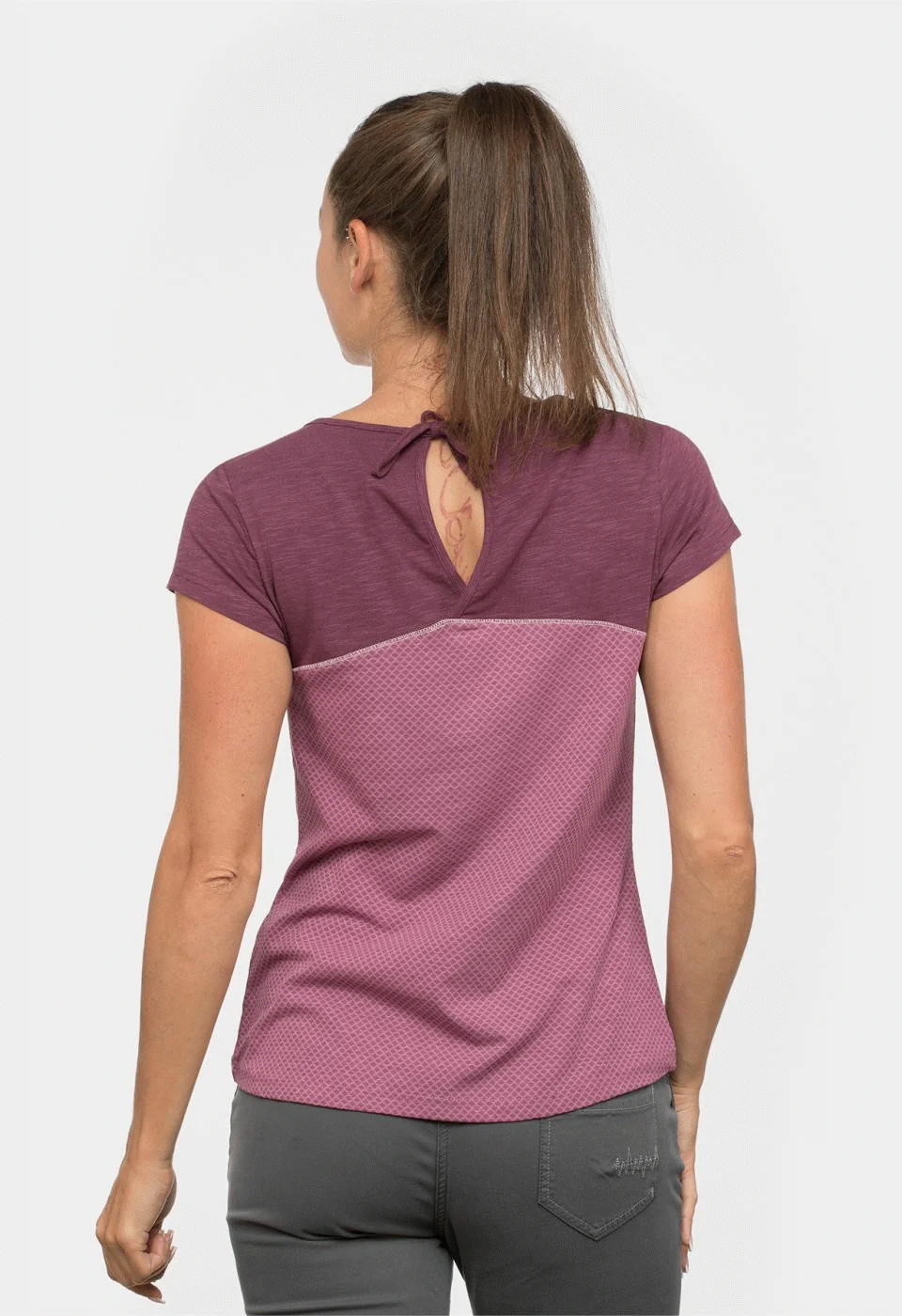 Hide The Best T-Shirt Women - Image 5