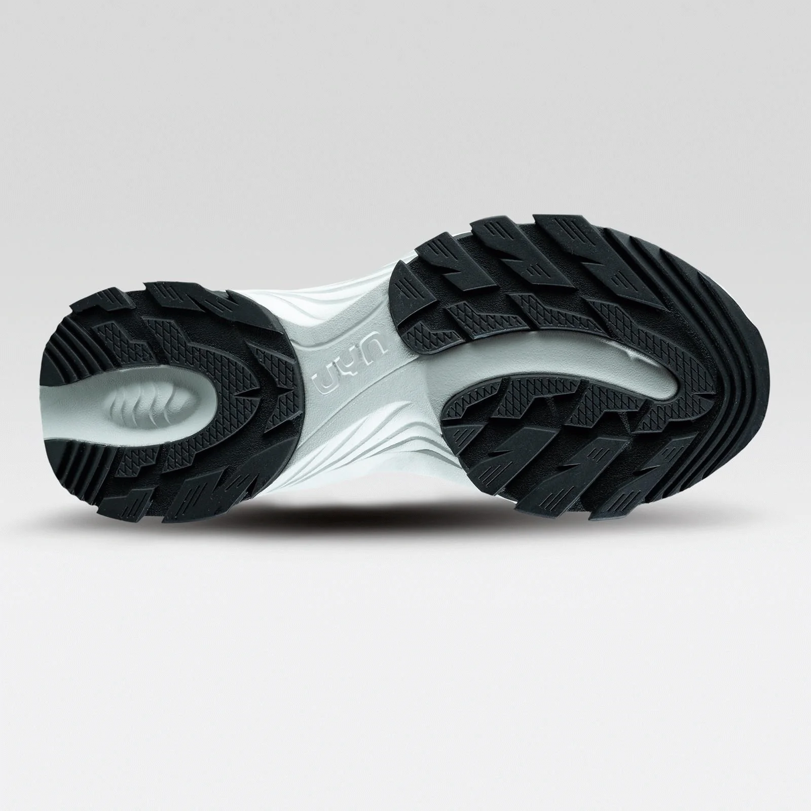 MAN LACES TREK SOLE SHOES - Image 3