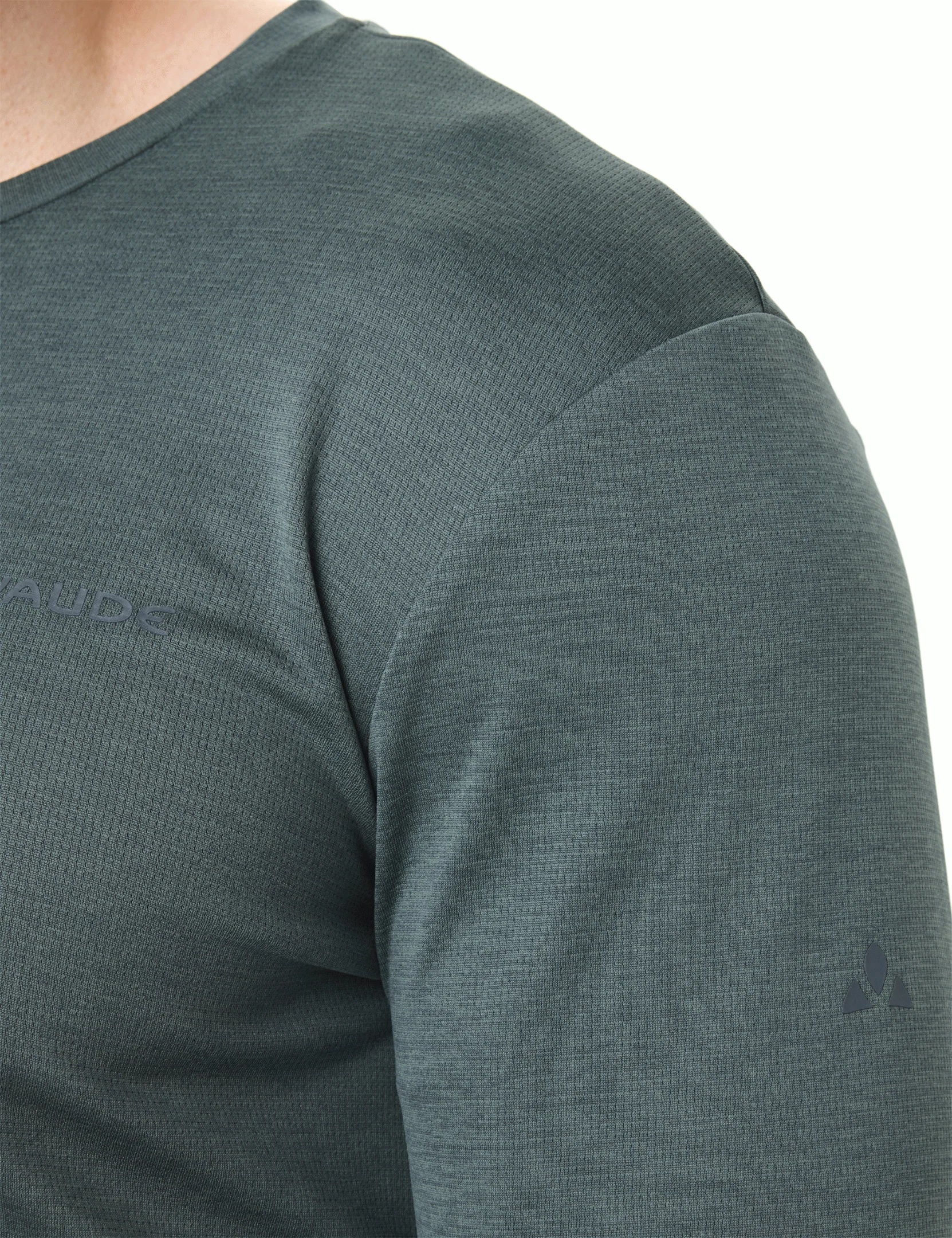 Men's Essential LS T-Shirt - Image 24