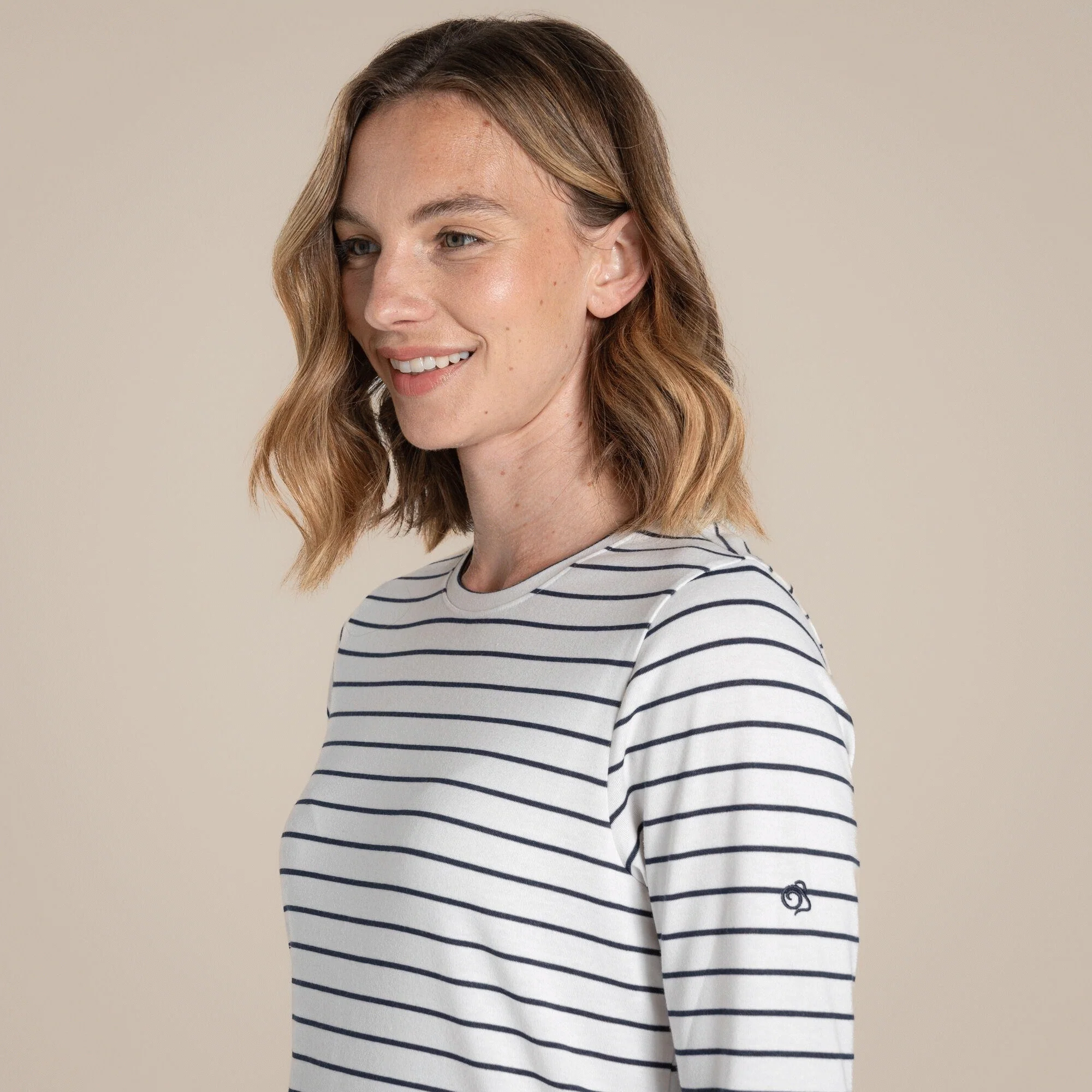 NosiLife Akona Long Sleeved Top - Image 3
