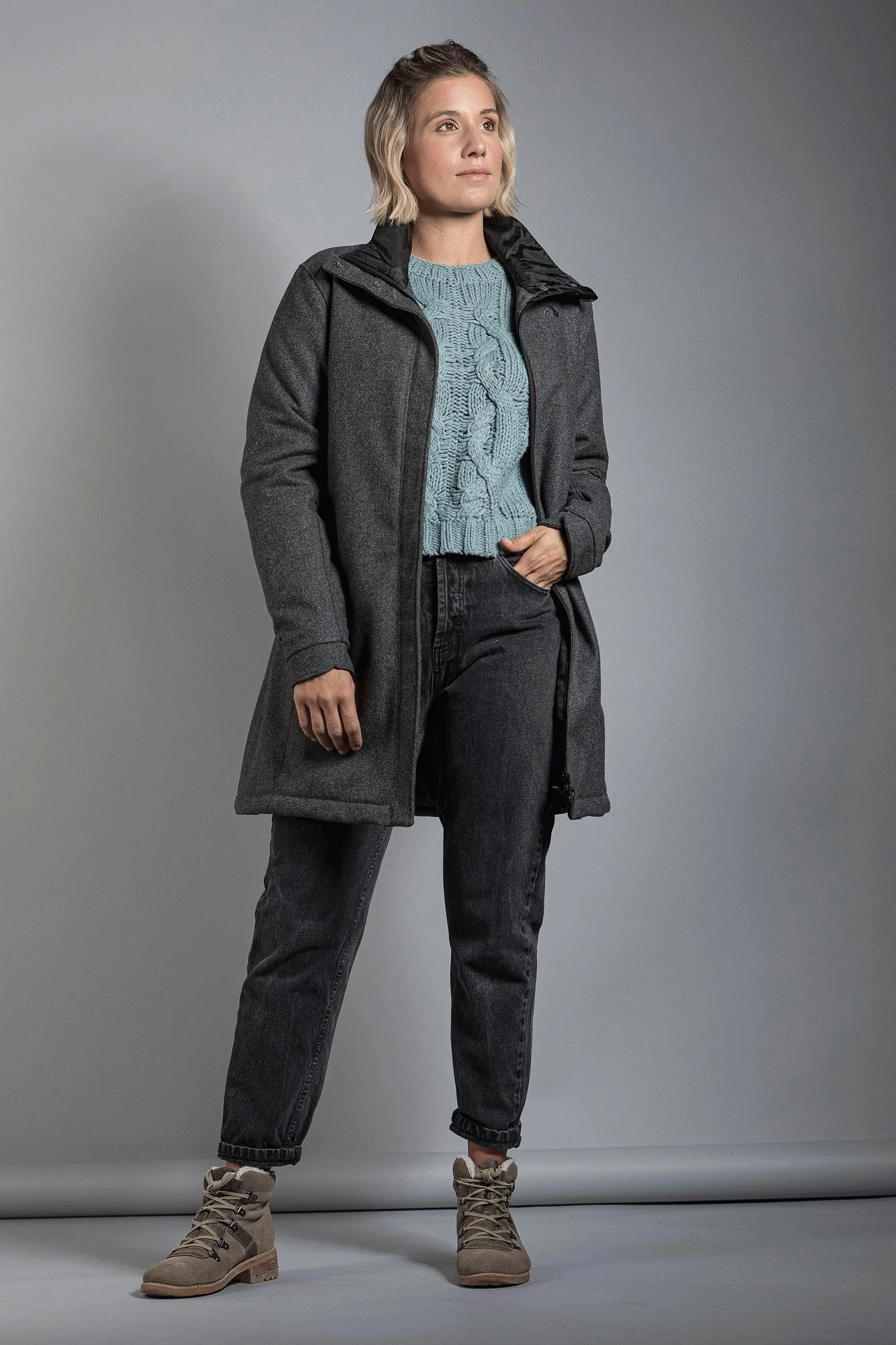 Vejr W's Coat - Image 2