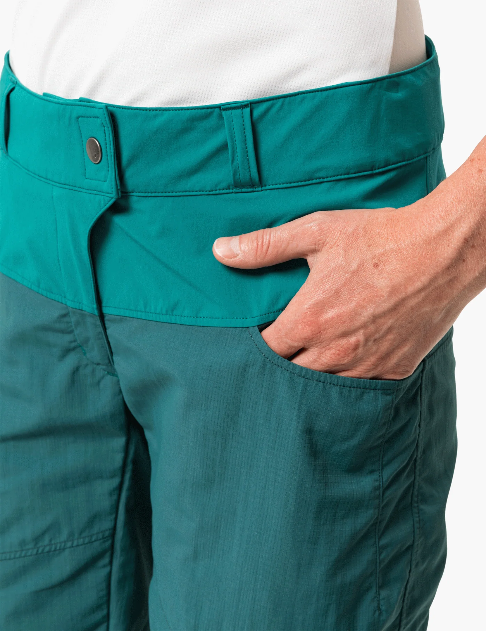 Women's Qimsa Shorts - Image 4